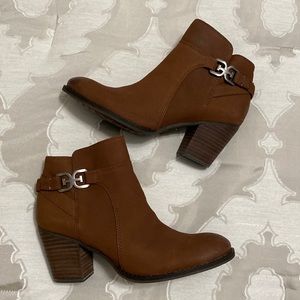 New brown Sam Edelman booties